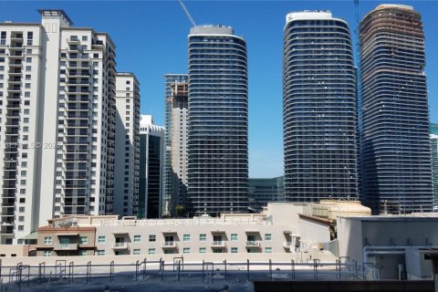 Copropriété à louer à Miami, Floride: 1 chambre, 64.38 m2 № 2145721 - photo 4