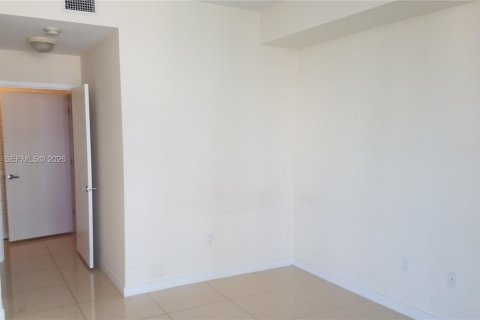 Copropriété à louer à Miami, Floride: 1 chambre, 64.38 m2 № 2145721 - photo 13