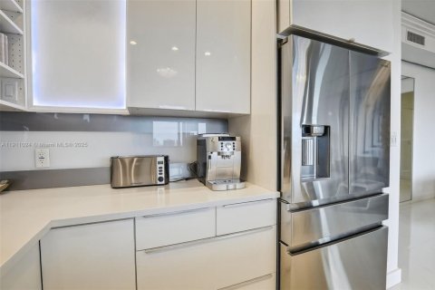 Купить кондоминиум в Авентура, Флорида 2 спальни, 105.72м2, № 1970061 - фото 15