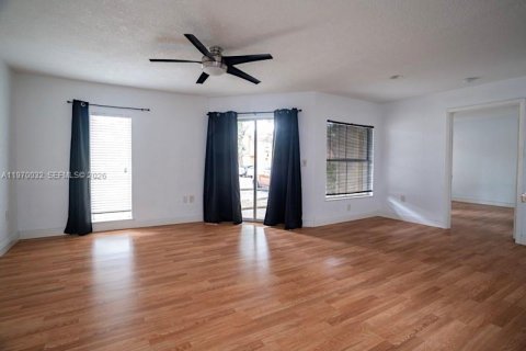 Copropriété à louer à West Palm Beach, Floride: 1 chambre, 69.21 m2 № 2031425 - photo 4