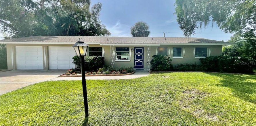 Villa ou maison à Sarasota, Floride 3 chambres, 149.57 m2 № 1607975
