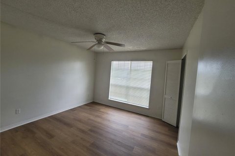 Townhouse in Kissimmee, Florida 2 bedrooms, 92.16 sq.m. № 1810915 - photo 9