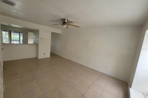 Townhouse in Kissimmee, Florida 2 bedrooms, 92.16 sq.m. № 1810915 - photo 3
