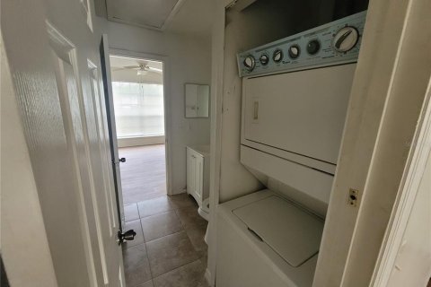 Townhouse in Kissimmee, Florida 2 bedrooms, 92.16 sq.m. № 1810915 - photo 13