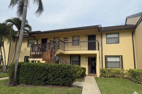 Condo in Lake Worth, Florida, 2 bedrooms № 2188702