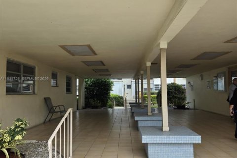 Купить кондоминиум в Майами, Флорида 1 спальня, 63.92м2, № 1998249 - фото 9