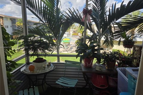 Купить кондоминиум в Майами, Флорида 1 спальня, 63.92м2, № 1998249 - фото 8