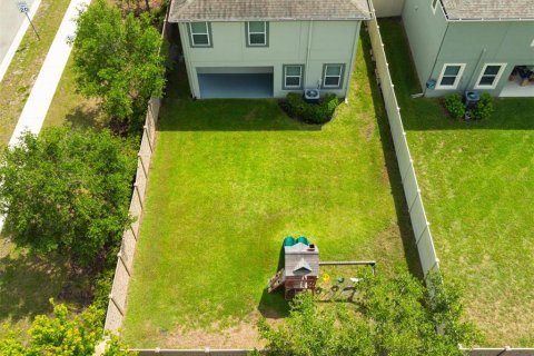 House in Lutz, Florida 4 bedrooms, 209.4 sq.m. № 1778829 - photo 26