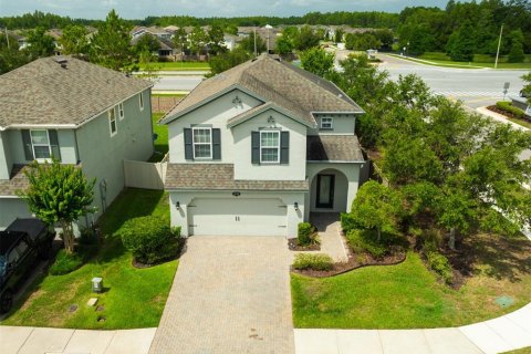 House in Lutz, Florida 4 bedrooms, 209.4 sq.m. № 1778829 - photo 1