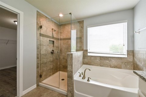 House in Lutz, Florida 4 bedrooms, 209.4 sq.m. № 1778829 - photo 20