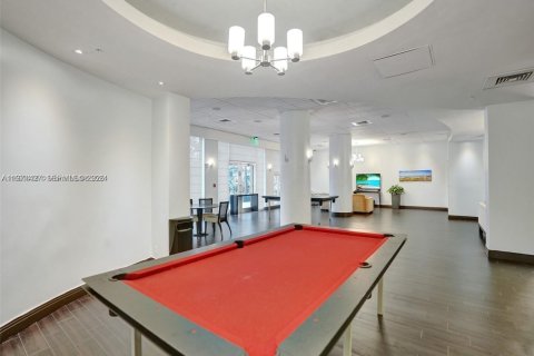 Condominio en venta en Hollywood, Florida, 1 dormitorio, 81.2 m2 № 2032264 - foto 9