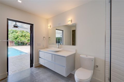 Villa ou maison à louer à North Miami, Floride: 3 chambres, 229.47 m2 № 1947256 - photo 16