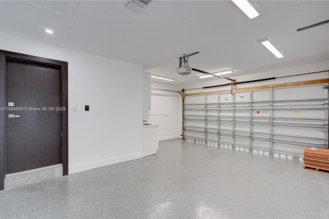 Villa ou maison à louer à North Miami, Floride: 3 chambres, 229.47 m2 № 1947256 - photo 23