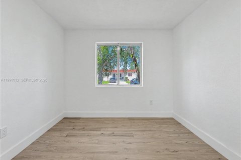 Купить виллу или дом в Холливуд, Флорида 3 спальни, 89.19м2, № 2063156 - фото 16