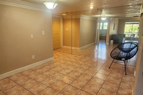 Condominio en venta en Safety Harbor, Florida, 2 dormitorios, 83.61 m2 № 1899114 - foto 3