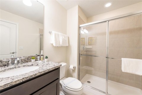 House in Kissimmee, Florida 5 bedrooms, 231.51 sq.m. № 2199600 - photo 4