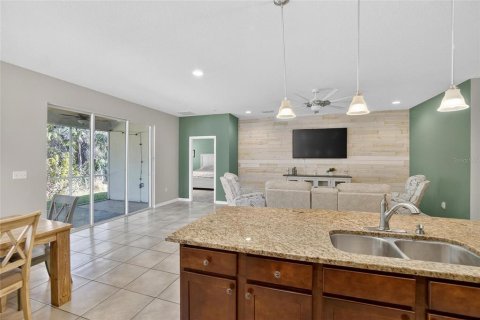 Casa en venta en Plant City, Florida, 4 dormitorios, 191.19 m2 № 2091906 - foto 14