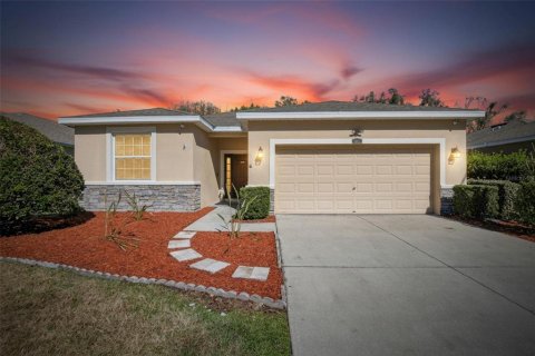 House in Plant City, Florida 4 bedrooms, 191.19 sq.m. № 2091906