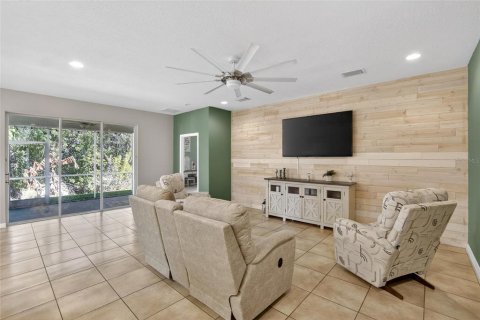 Casa en venta en Plant City, Florida, 4 dormitorios, 191.19 m2 № 2091906 - foto 9