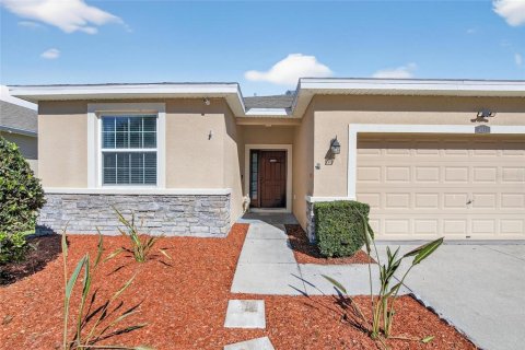 Casa en venta en Plant City, Florida, 4 dormitorios, 191.19 m2 № 2091906 - foto 2