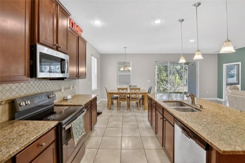 Casa en venta en Plant City, Florida, 4 dormitorios, 191.19 m2 № 2091906 - foto 13