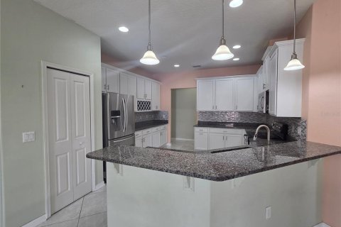 Villa ou maison à vendre à Riverview, Floride: 4 chambres, 248.05 m2 № 2316420 - photo 4