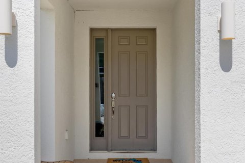 House in Kissimmee, Florida 6 bedrooms, 266.82 sq.m. № 2237460 - photo 5
