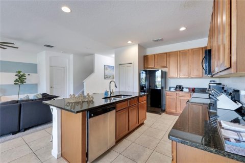 House in Kissimmee, Florida 6 bedrooms, 266.82 sq.m. № 2237460 - photo 8