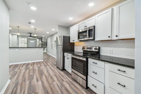 Propiedad comercial en alquiler en Saint Petersburg, Florida, 167.22 m2 № 1916110 - foto 10