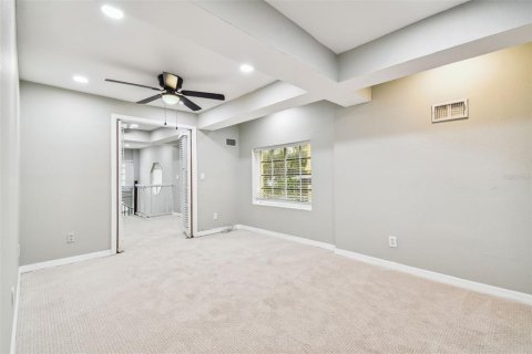 Propiedad comercial en alquiler en Saint Petersburg, Florida, 167.22 m2 № 1916110 - foto 18