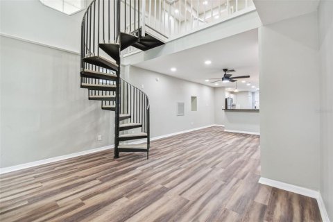 Propiedad comercial en alquiler en Saint Petersburg, Florida, 167.22 m2 № 1916110 - foto 12