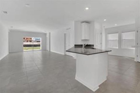 Villa ou maison à louer à Clermont, Floride: 3 chambres, 159.14 m2 № 2425277 - photo 5