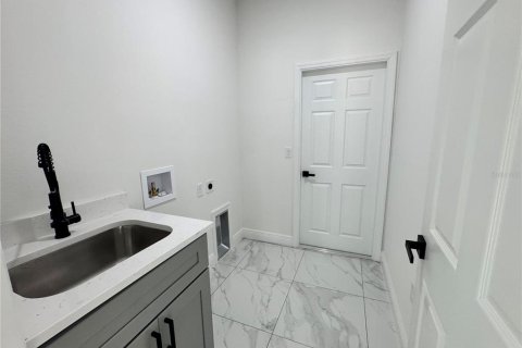 Villa ou maison à louer à Ocala, Floride: 3 chambres, 204.38 m2 № 2321472 - photo 27