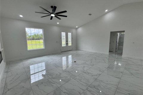 Villa ou maison à louer à Ocala, Floride: 3 chambres, 204.38 m2 № 2321472 - photo 25