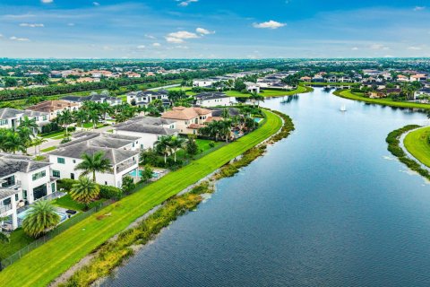 Купить виллу или дом в Бока-Ратон, Флорида 3 комнаты, 751.67м2, № 2414391 - фото 2