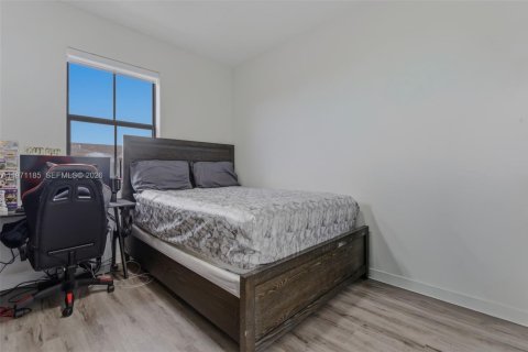 Villa ou maison à vendre à Miami, Floride: 3 chambres, 142.98 m2 № 2032095 - photo 27