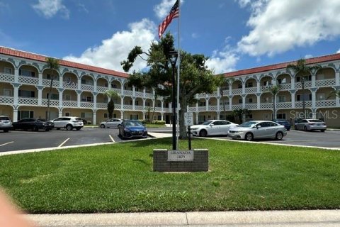 Copropriété à louer à Clearwater, Floride: 2 chambres, 130.06 m2 № 2155999 - photo 2