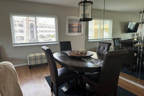 Copropriété à louer à Clearwater, Floride: 2 chambres, 130.06 m2 № 2155999 - photo 7