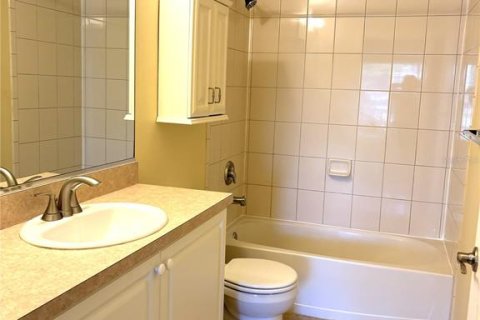 Condominio en alquiler en Rotonda, Florida, 2 dormitorios, 123.37 m2 № 1822712 - foto 21