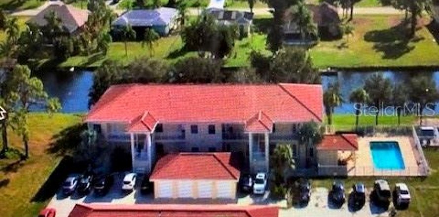 Condominio en Rotonda, Florida, 2 dormitorios  № 1822712