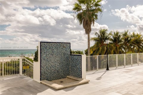 Copropriété à vendre à Miami Beach, Floride: 1 chambre, 86.4 m2 № 1993151 - photo 18