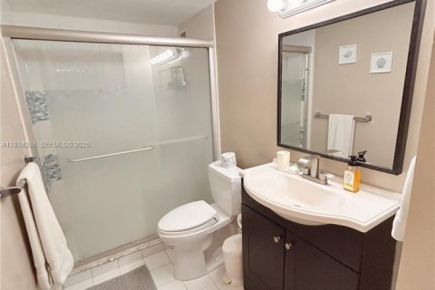 Condominio en venta en Miami Beach, Florida, 1 dormitorio, 86.4 m2 № 1993151 - foto 5