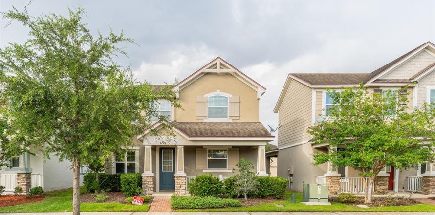 House in Orlando, Florida 3 bedrooms, 150.59 sq.m. № 1912950