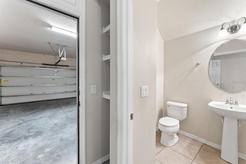 House in Orlando, Florida 3 bedrooms, 150.59 sq.m. № 1912950 - photo 27
