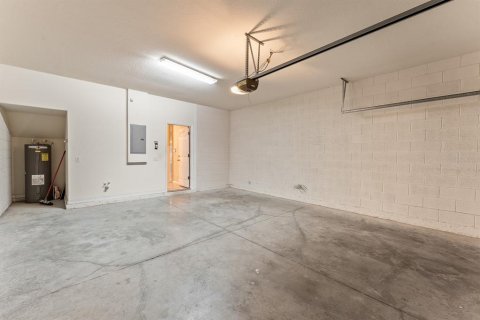 House in Orlando, Florida 3 bedrooms, 150.59 sq.m. № 1912950 - photo 30