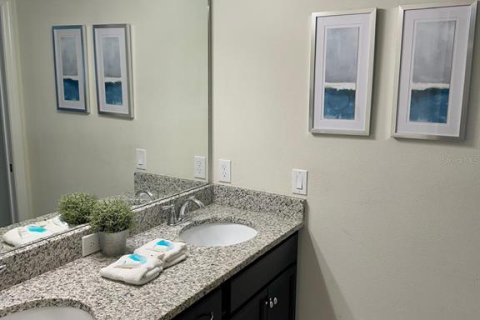 Villa ou maison à vendre à Kissimmee, Floride: 8 chambres, 375.42 m2 № 2125637 - photo 12