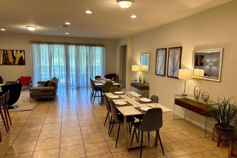 Villa ou maison à vendre à Kissimmee, Floride: 8 chambres, 375.42 m2 № 2125637 - photo 10