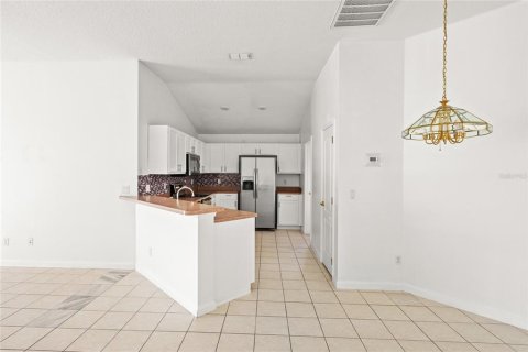 Casa en alquiler en Clermont, Florida, 4 dormitorios, 156.45 m2 № 1904409 - foto 7