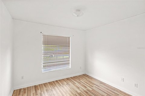 Casa en alquiler en Clermont, Florida, 4 dormitorios, 156.45 m2 № 1904409 - foto 27