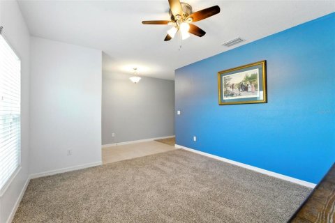 House in Eustis, Florida 4 bedrooms, 192.68 sq.m. № 1847818 - photo 8